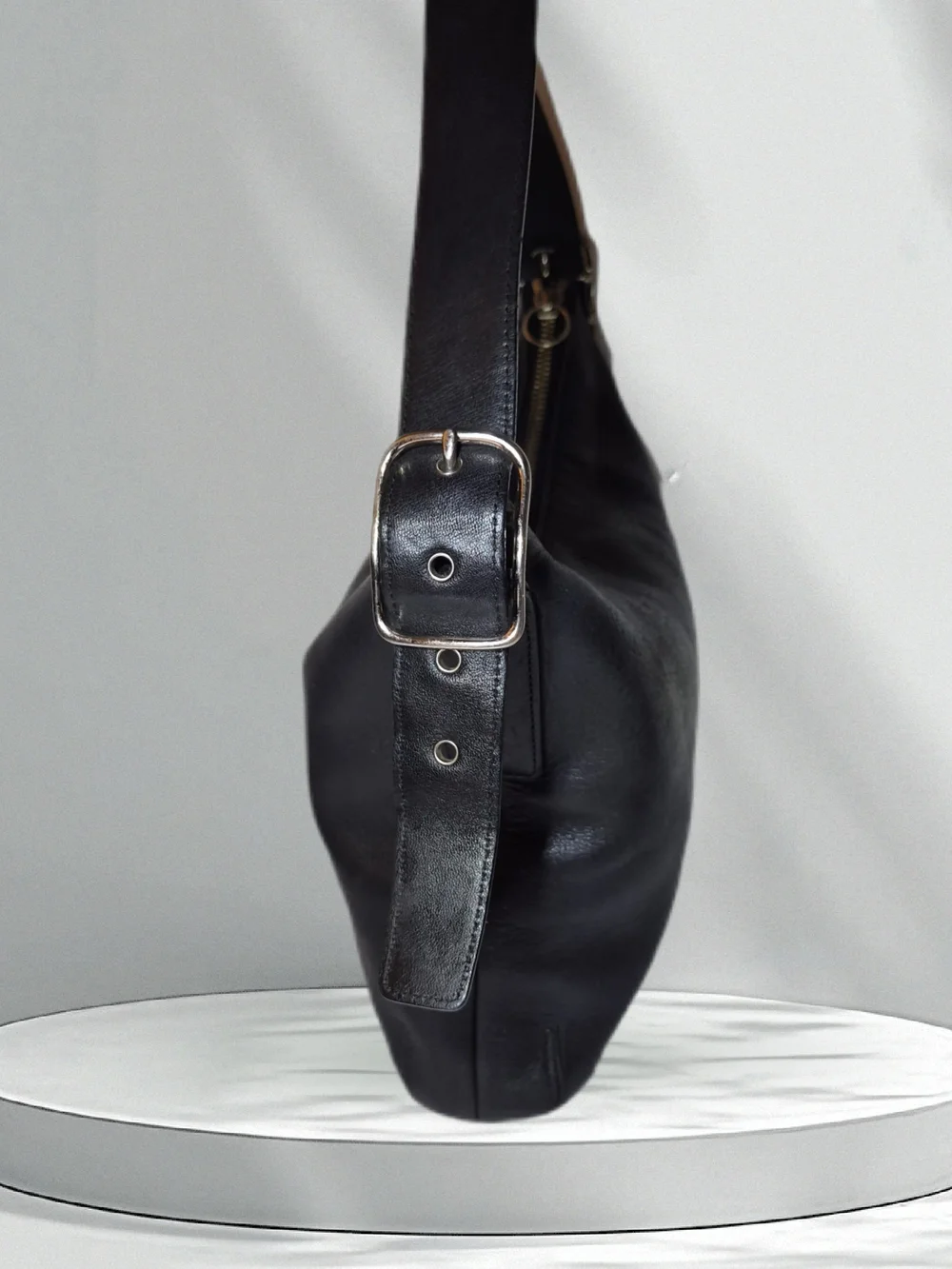 Vintage Coach Legacy slim hobo shoulder bag in black leather